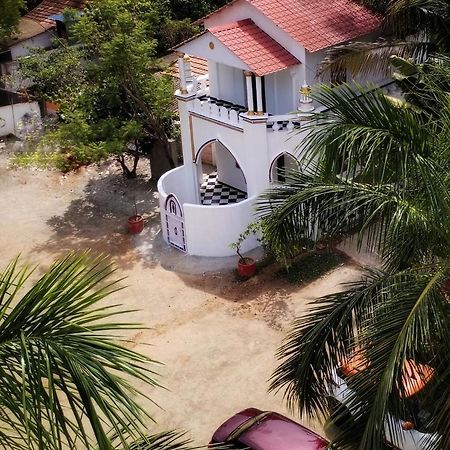 Meena Mahal Cottage Kāraikkudi Eksteriør bilde
