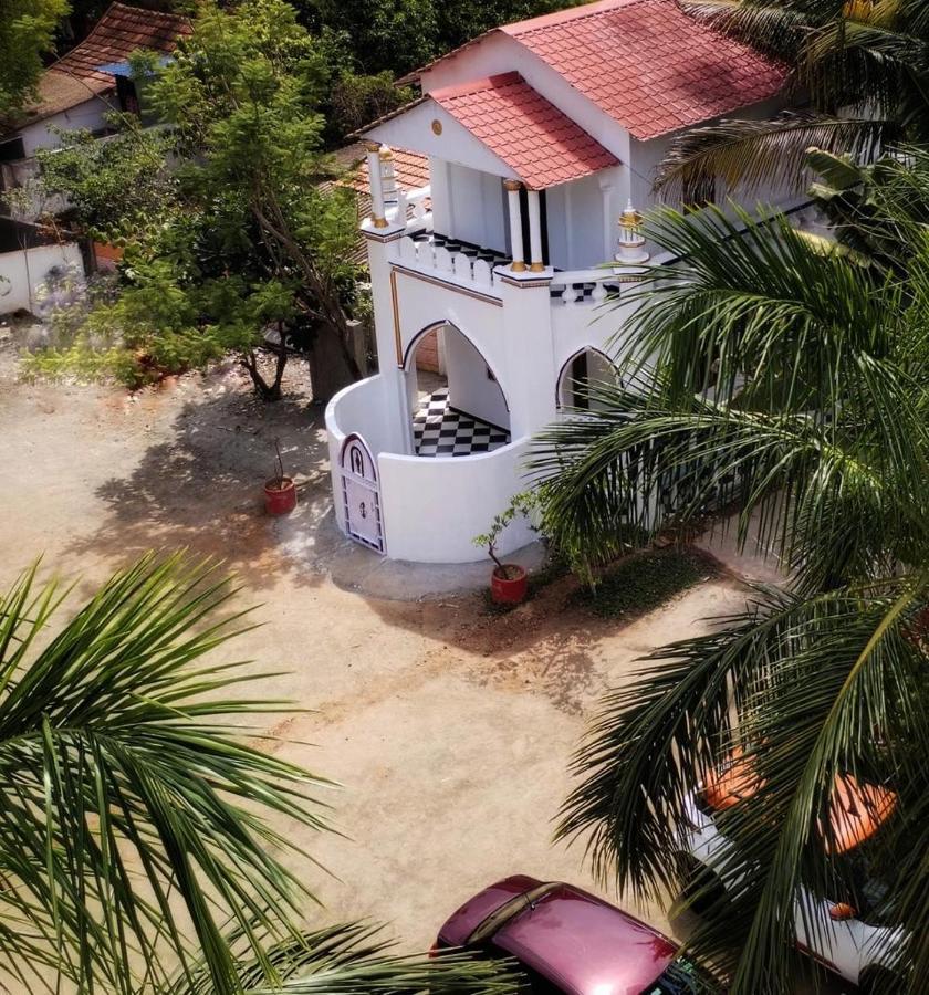 Meena Mahal Cottage Kāraikkudi Eksteriør bilde