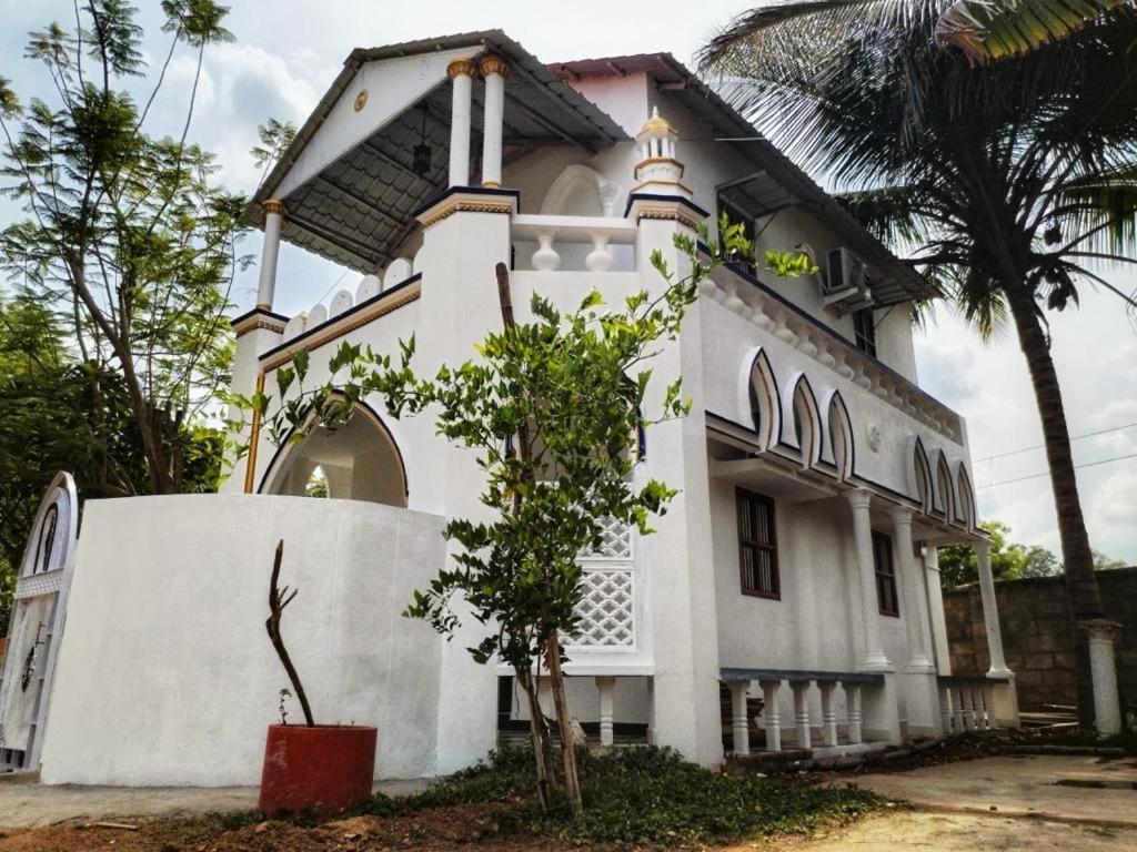 Meena Mahal Cottage Kāraikkudi Eksteriør bilde